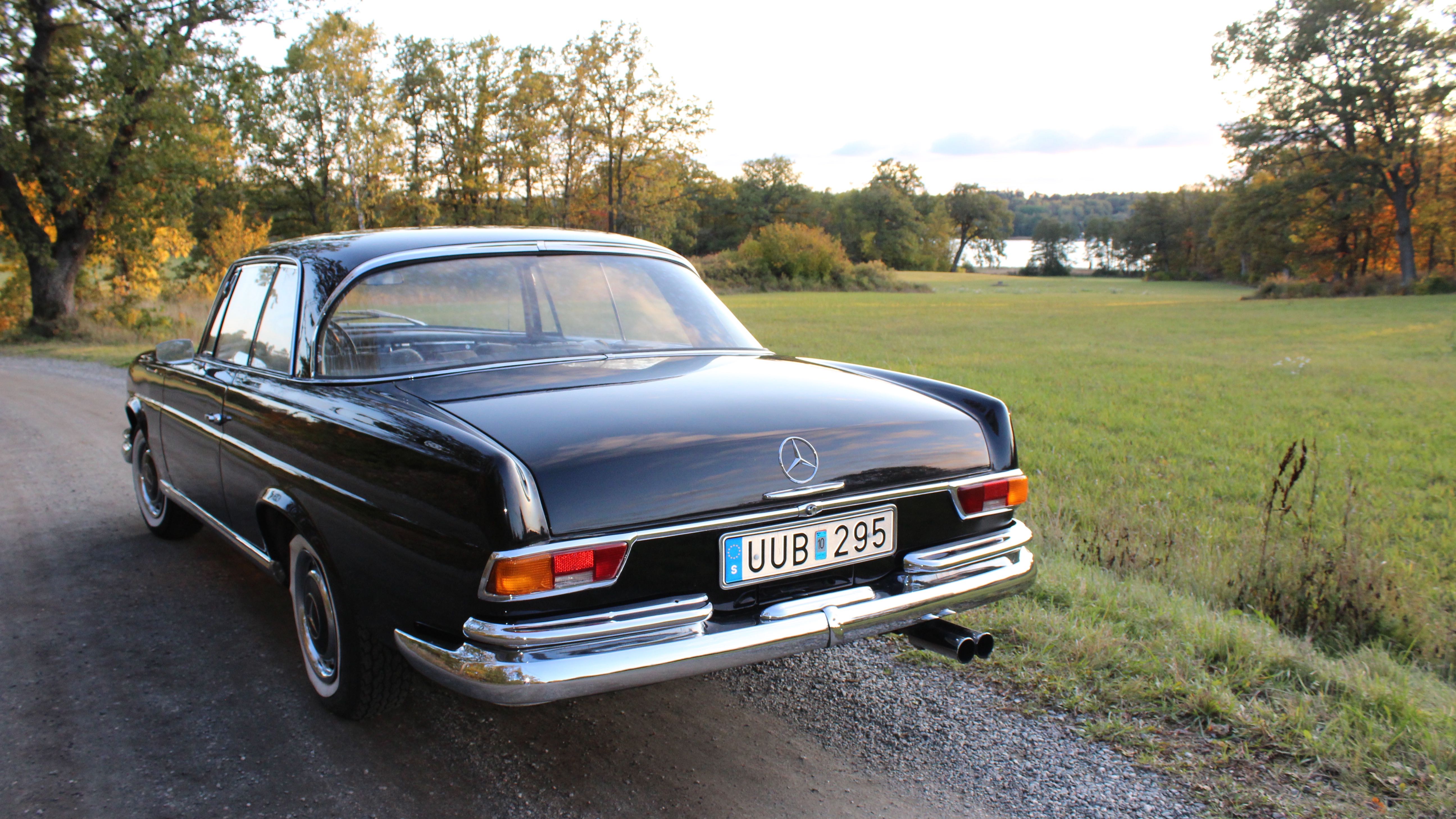 Mercedes 220 SE Coupé